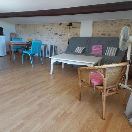 La Tour De L'Ange Hotel Hérépian Екстериор снимка