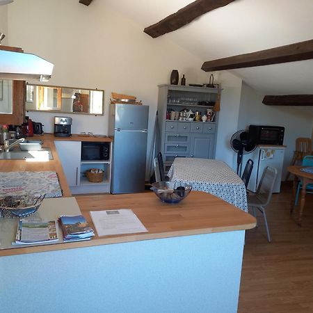 La Tour De L'Ange Hotel Hérépian Екстериор снимка