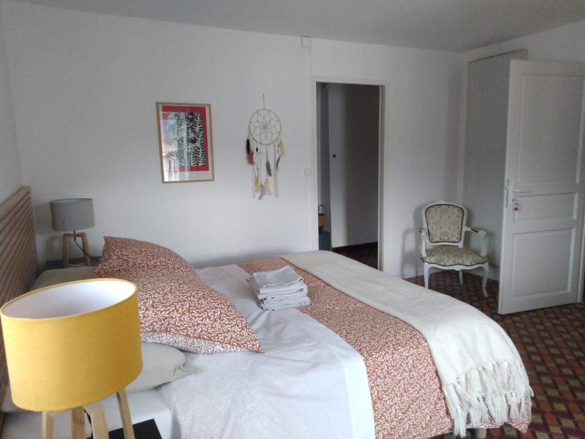La Tour De L'Ange Hotel Hérépian Екстериор снимка